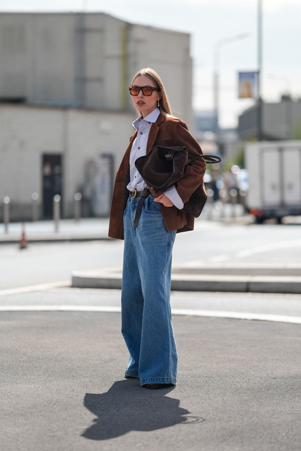 Loose jeans Street Style