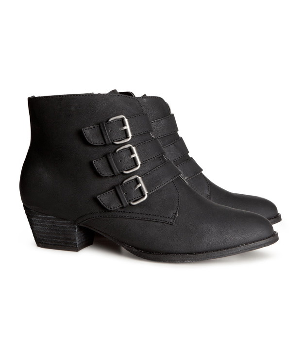 Buty na jesień: sztyblety i botki