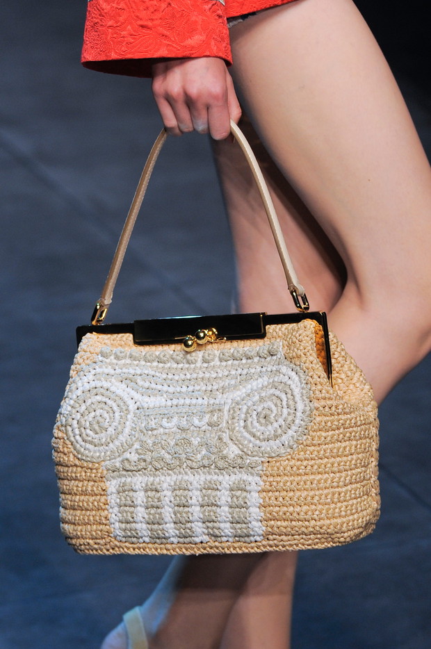 Buty, torebki i dodatki z pokazu Dolce & Gabbana SS14