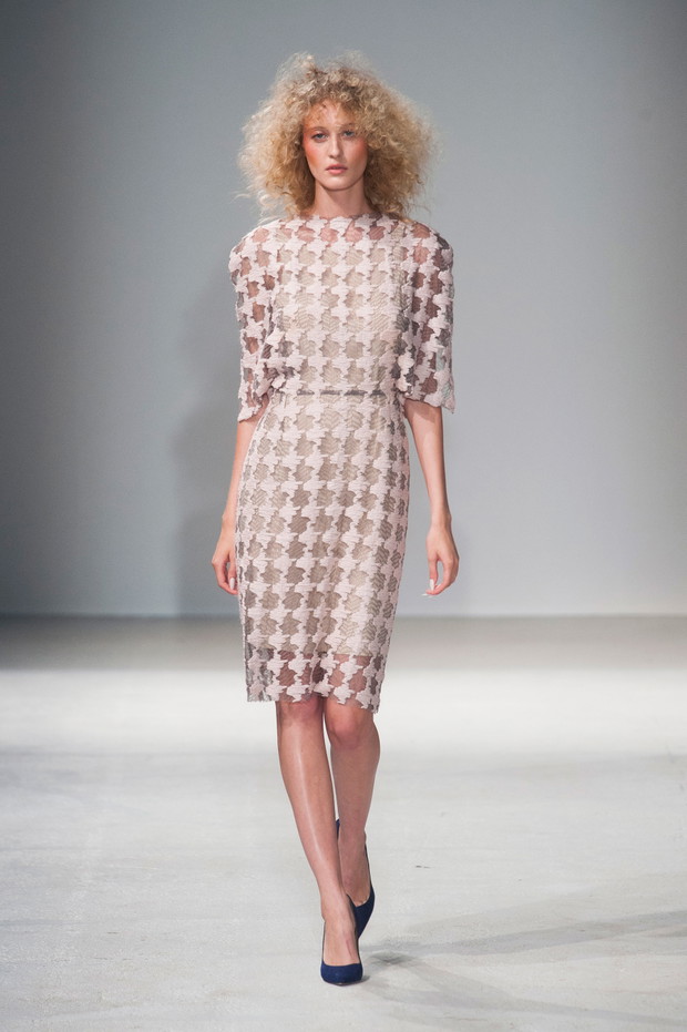 Gosia Baczyńska na Paris Fashion Week - pokaz wiosna-lato 2014