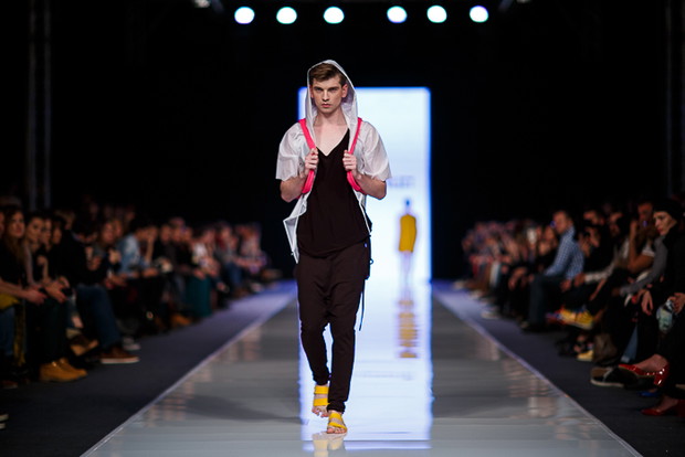 Fashion Week Poland: Jivika Biervliet wiosna-lato 2014