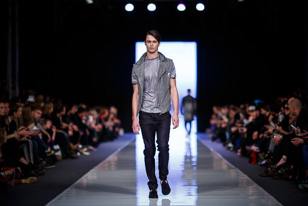 Fashion Week Poland: Wojtek Haratyk wiosna-lato 2014
