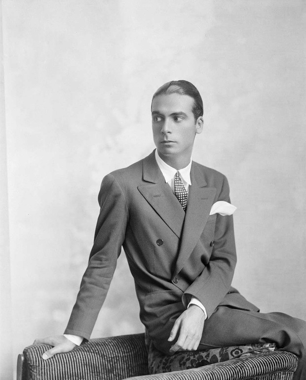 Cristóbal Balenciaga w 1937 r., w którym założył swój paryski dom mody, fot. balenciaga