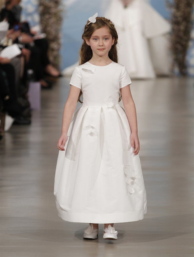 Suknie ślubne 2014: Oscar de la Renta