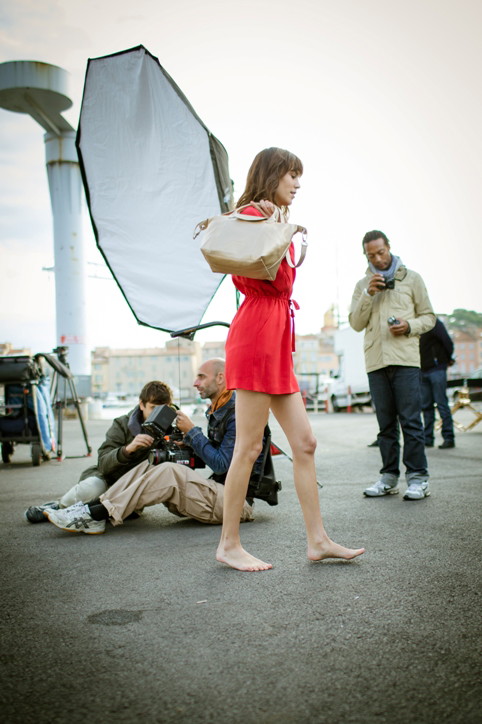 Alexa Chung w wiosennej kampanii Longchamp