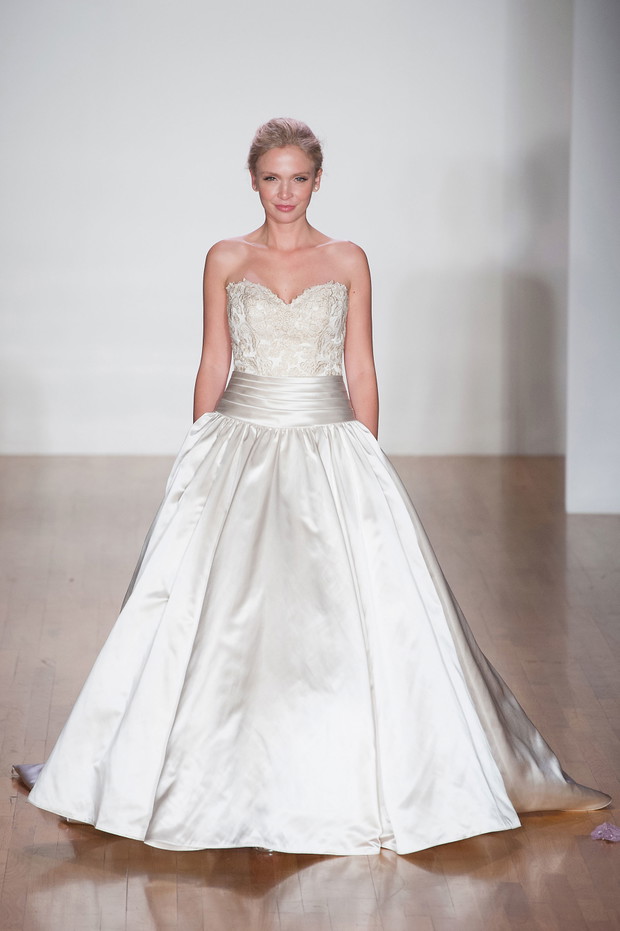 Suknie ślubne 2014: Alfred Angelo jesień 2014
