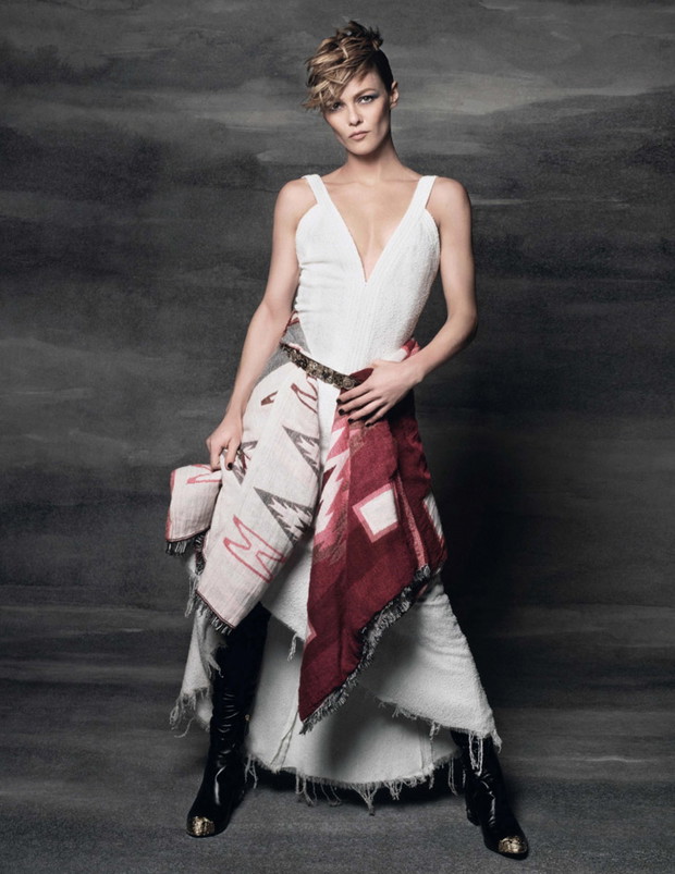 Vanessa Paradis w obiektywie Karla Lagerfelda dla ELLE France