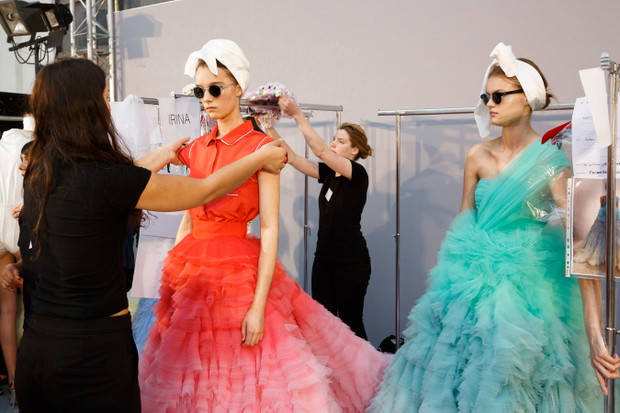Za kulisami haute couture 2014