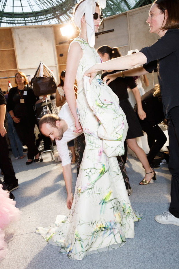 Za kulisami haute couture 2014