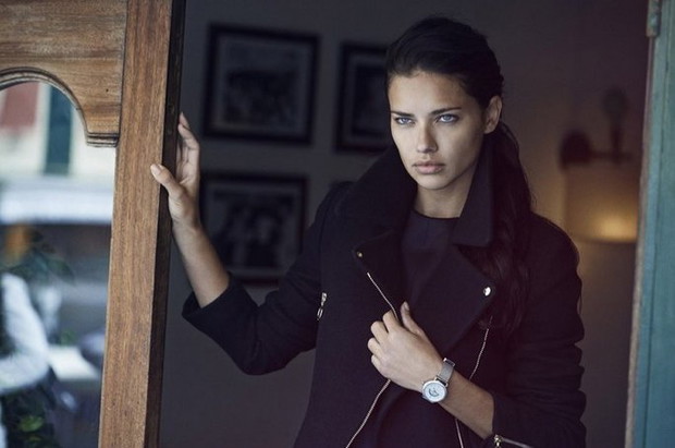 Adriana Lima i Karolina Kurkova w kampanii zegarków IWC