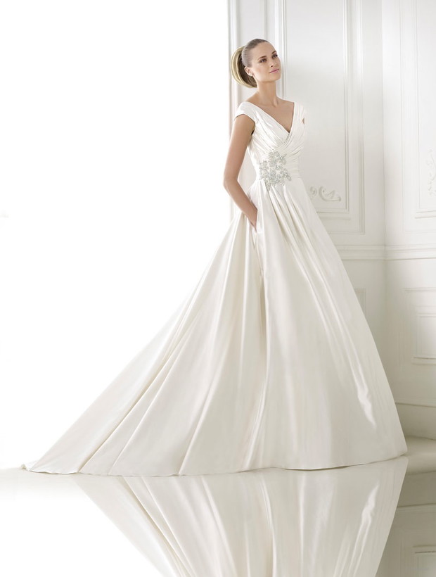 Suknie ślubne Pronovias Crystal