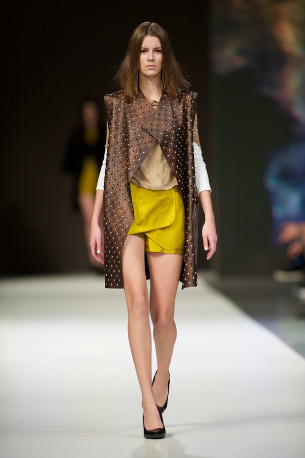 Fashion Week Poland: Jarosław Ewert wiosna-lato 2015