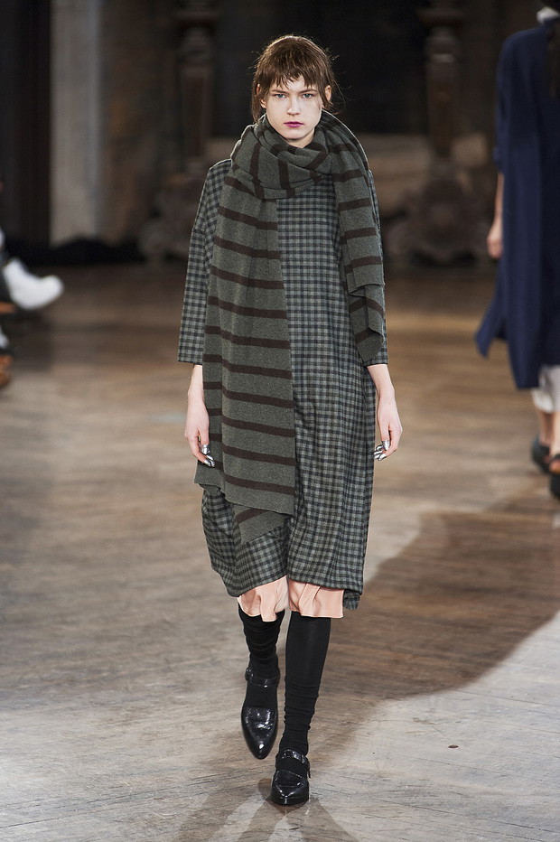 Szale oversize - trendy jesień-zima 2014/2015