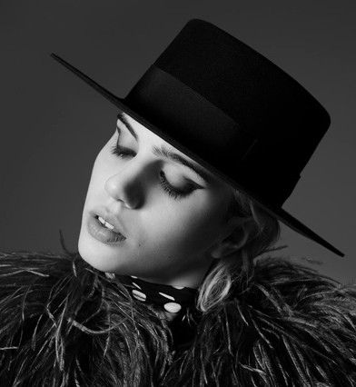 Kampania Saint Laurent Paris wiosna-lato 2015 WIĘCEJ ZDJĘĆ