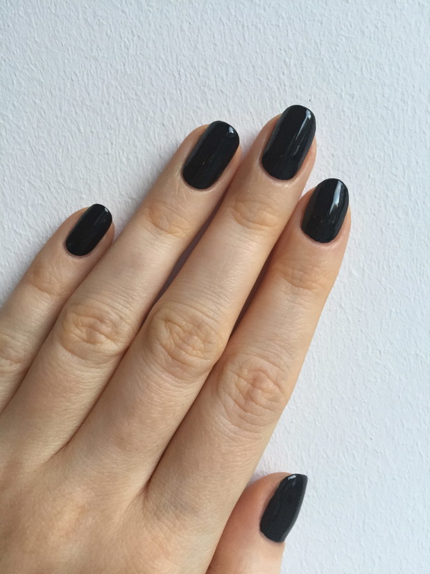 #ELLEzpazurem: Manicure galaxy na karnawał