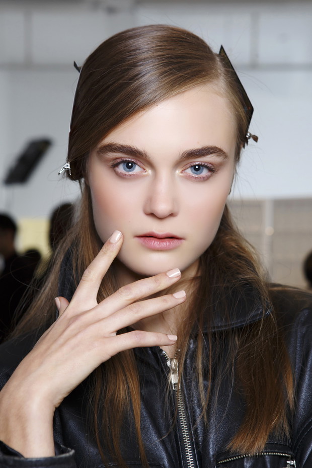 Manicure: trendy wiosna-lato 2015