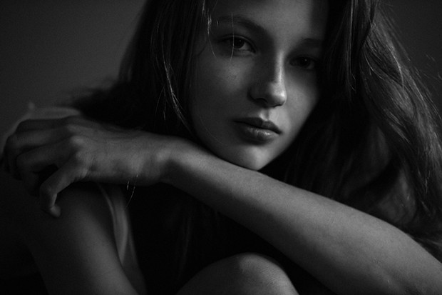 New Face: Ala Sekuła (Gaga Models / IMG) w sesji Miu Miu!