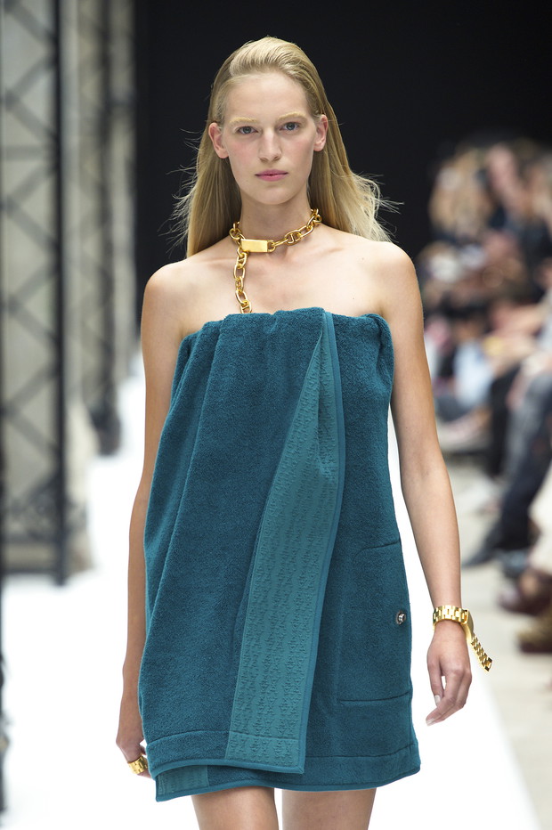 Trendy wiosna-lato 2015: faktury