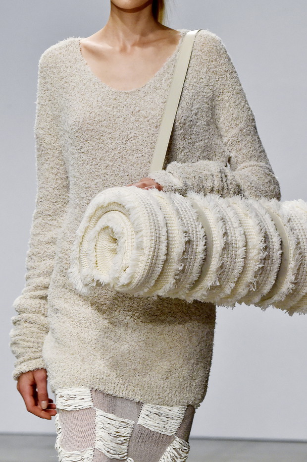 Trendy wiosna-lato 2015: faktury