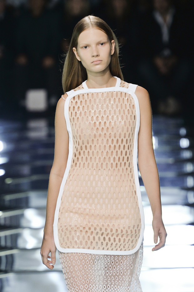 Trendy wiosna-lato 2015: faktury