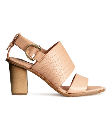 Modne buty z sieciówek na wiosnę 2015