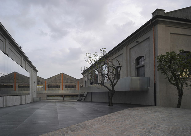 Nowa siedziba fundacji domu mody Prada