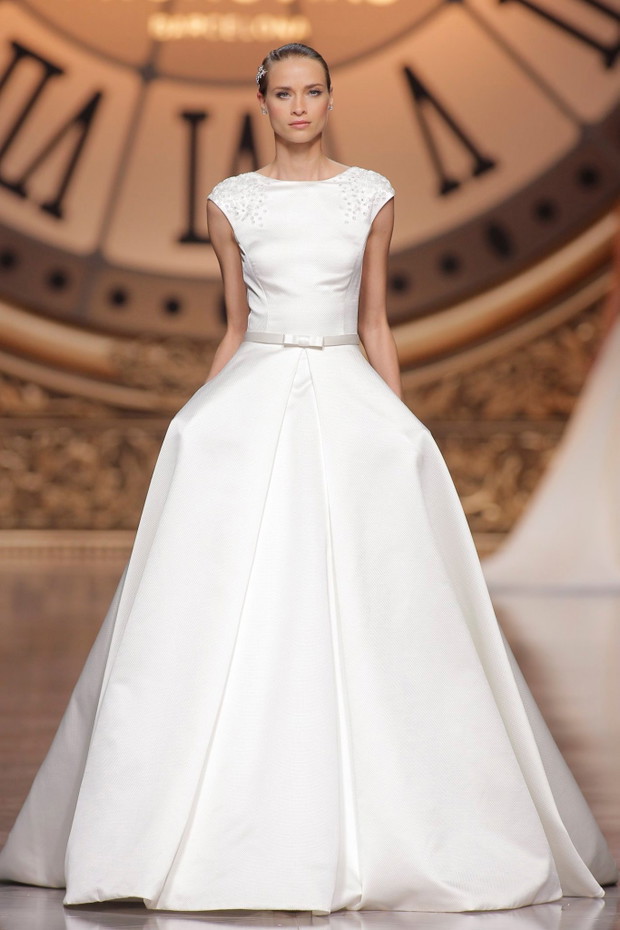 Suknie ślubne Atelier Pronovias 2016