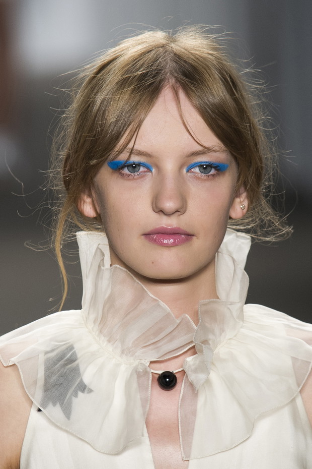 Kolorowe cienie do powiek - trendy lato 2015