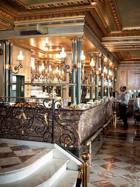 Ladurée Paris - narodowa duma Francji