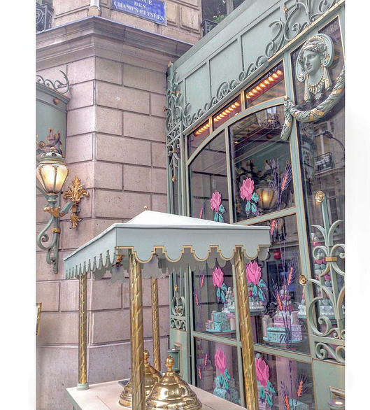 Ladurée Paris - narodowa duma Francji