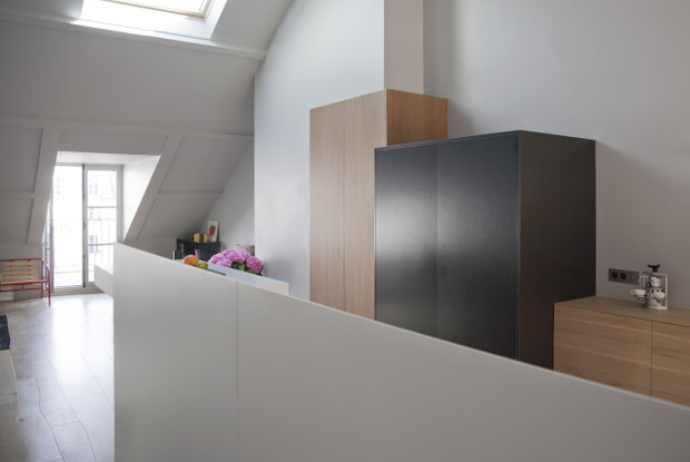 Wnętrze tygodnia: minimalistyczny apartament w Paryżu, proj. RMGB, fot. mat studio RMGB  