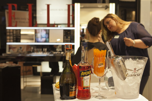 Aperol Spritz - urodzinowy drink ELLE