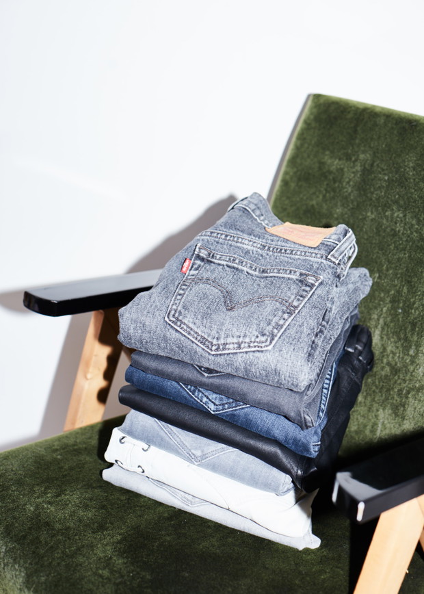 Gdybym mogła, chodziłabym całe życie w dżinsach. Mój ulubiony model to Levi’s Skinny 501, bo idealnie podkreśla figurę.