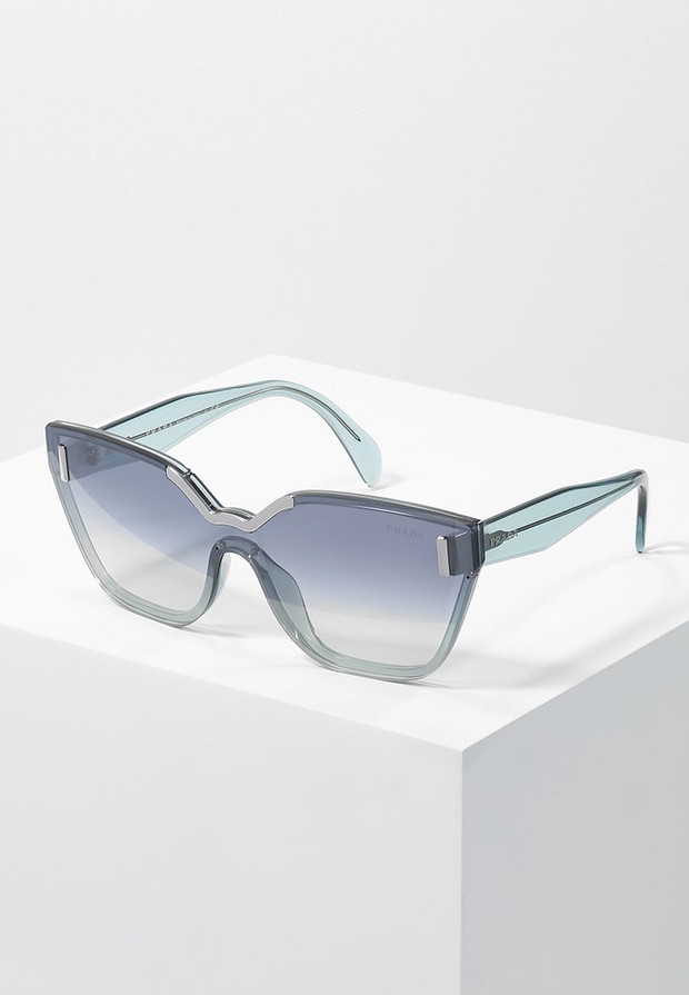 Okulary przeciwsłoneczne wiosna-lato 2018, Prada/Zalando, 1 449 zł