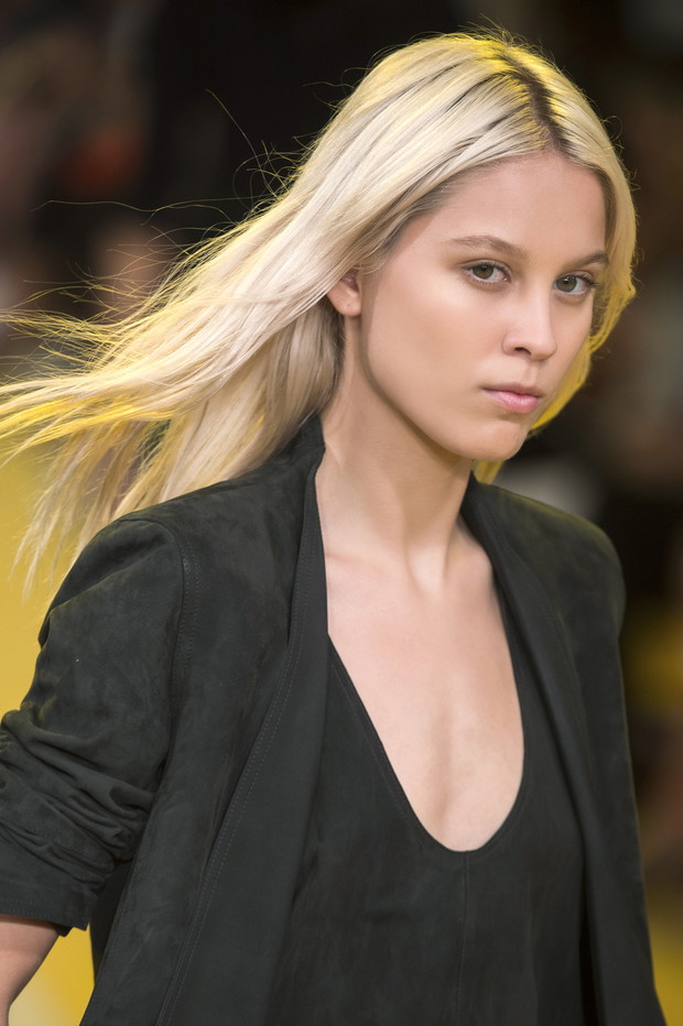 Skandynawski blond w odcieniu masła, pokaz Akris