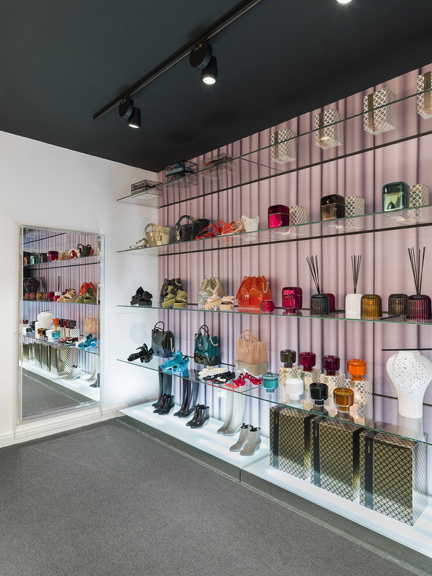 Kartell otwiera swój pierwszy flagowy butik w Londynie