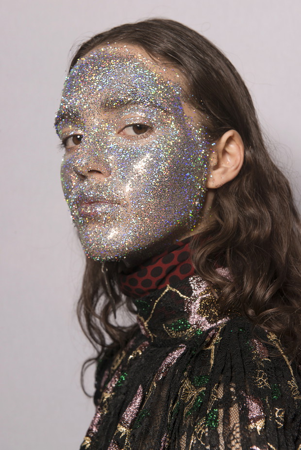 Modny make up
