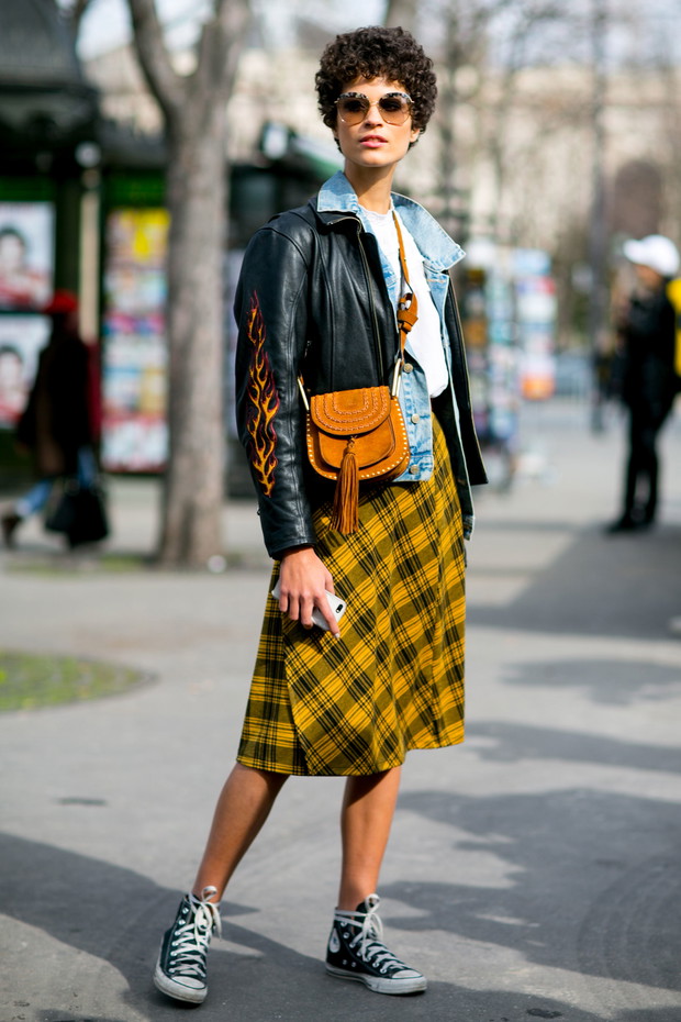 Street fashion: modelki off duty na Paris Fashion Week j-z 2016/2017