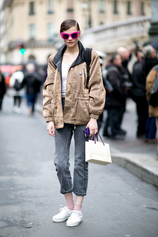 Street fashion: modelki off duty na Paris Fashion Week j-z 2016/2017