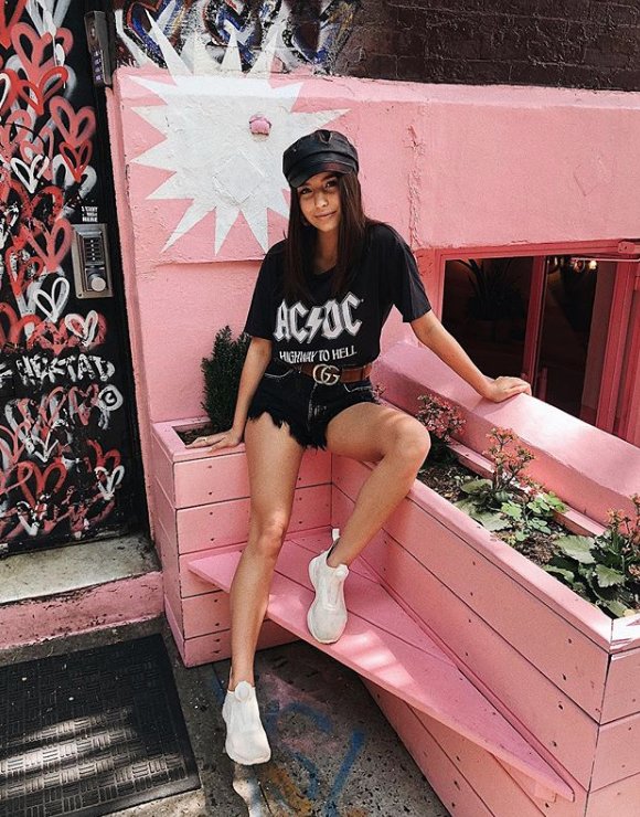 Julia Wieniawa instagram