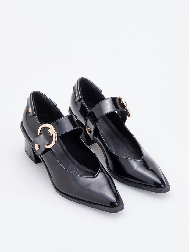 Buty Reserved