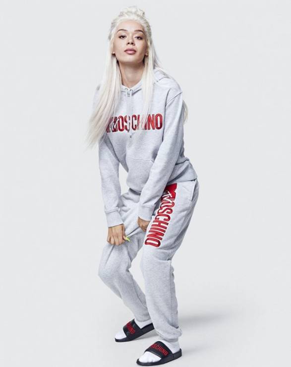 Szara bluza Moschino x H&M,