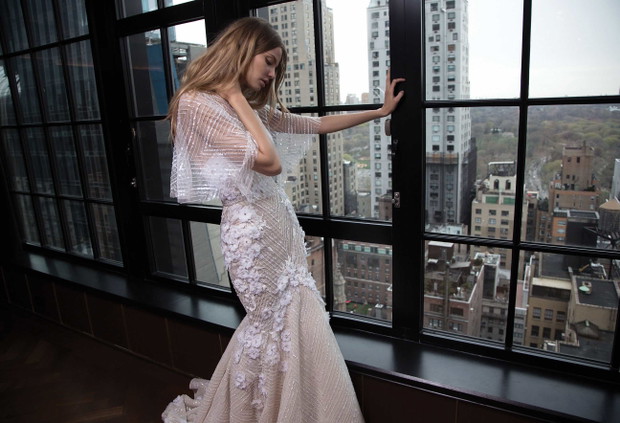Magdalena Frąckowiak w sukniach ślubnych Berta Bridal