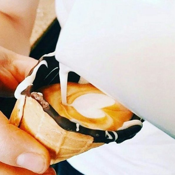 #coffeeinacone. Kawy w rożku podbijają internet!, fot. instagram coffeeinacone