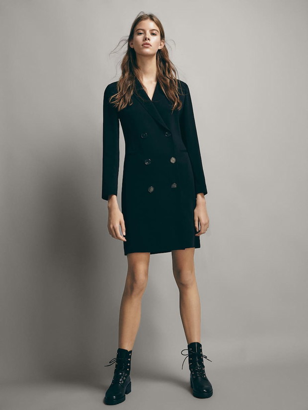 Czarna sukienka Massimo Dutti
