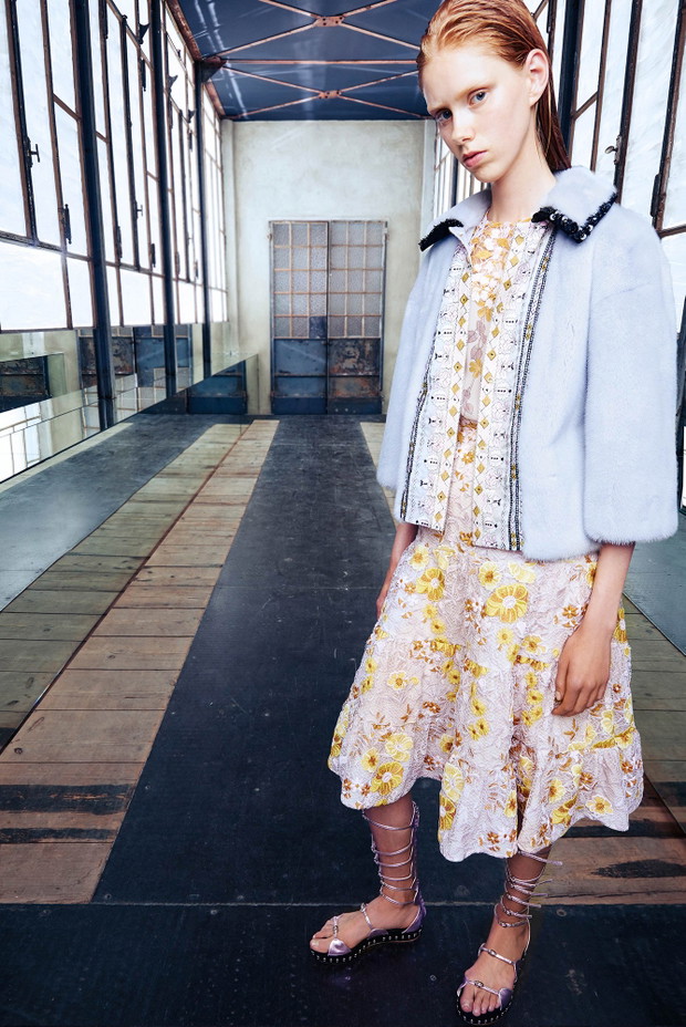 Giambattista Valli Resort 2017