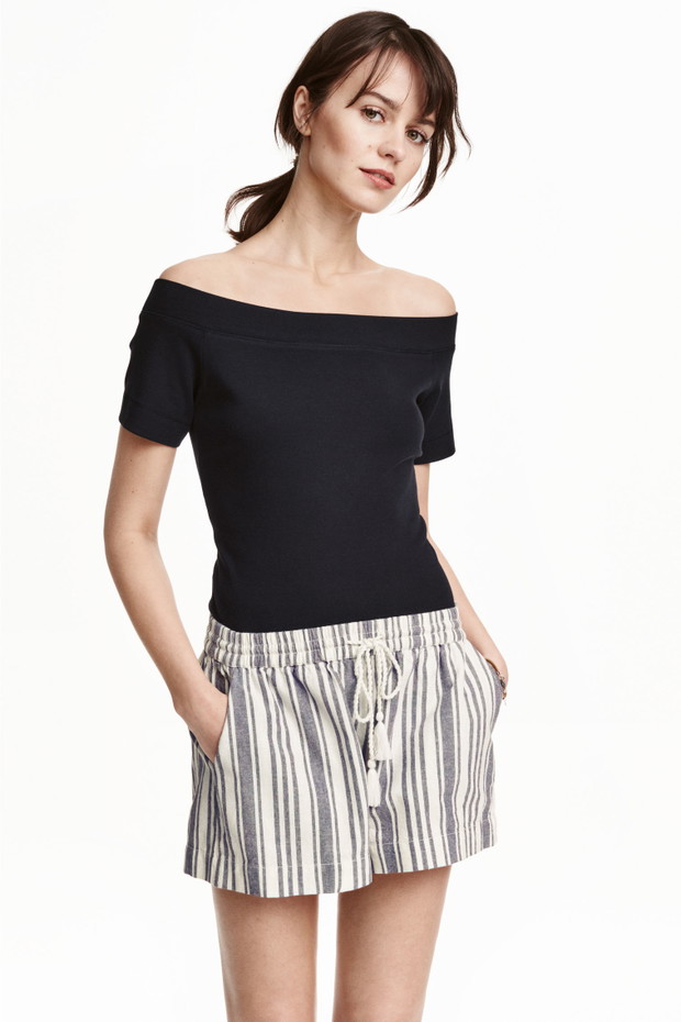 Wyprzedaże wiosna-lato 2016: H&M, top, 39,90 zł z 49,90 zł, fot. mat. prasowe