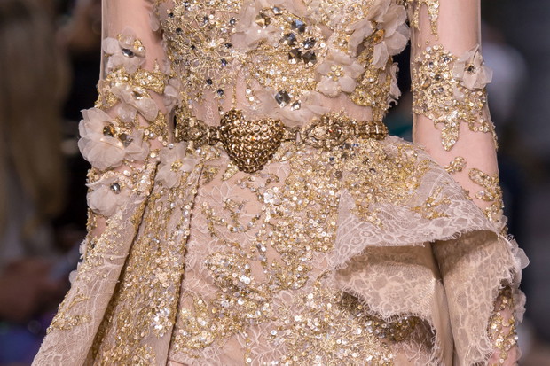 Elie Saab haute couture jesień-zima 2016/2017 - detale, fot. Imaxtree