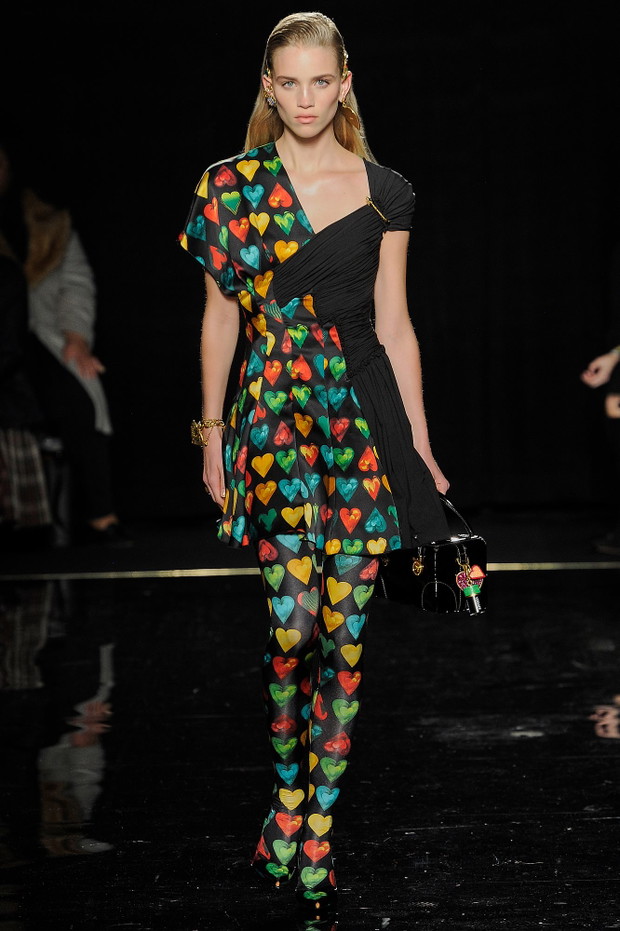 Pokaz Versace Pre-Fall 2019