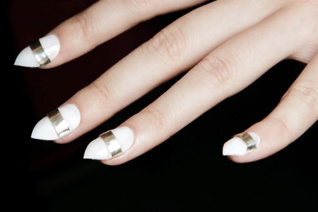 Długie paznokcie: pomysły na manicure